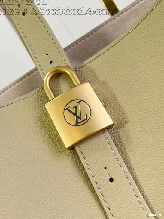 Cheap MM-47*30*14CM Cabas LOUIS VUITTON Low Key 0501